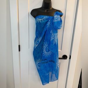 BLUE RIVIERA MAYA MEXICO SARONG PAREO featuring white Sun face print.one size
